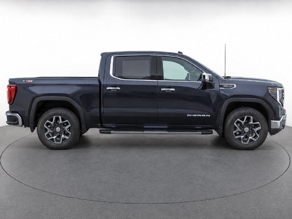 Used 2024 GMC Sierra 1500 SLT AWD/4WD image 8