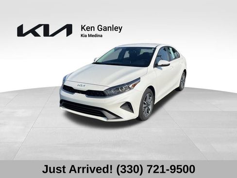 Certified 2024 Kia Forte LXS w/ LXS Technology Package FWD image 1