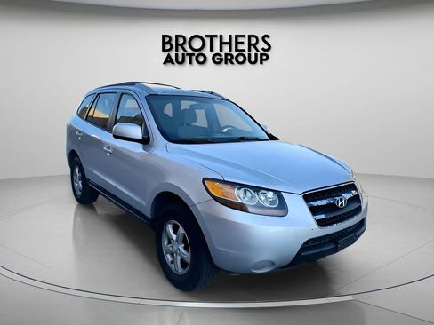 Used 2007 Hyundai Santa Fe GLS FWD image 2