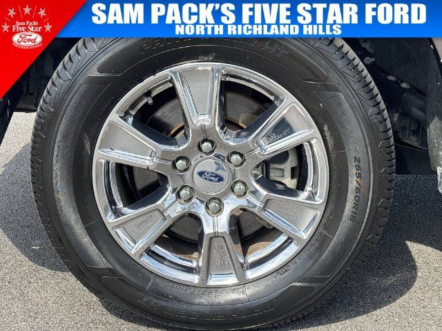 Used 2015 Ford F150 Lariat w/ Equipment Group 502A Luxury RWD image 19
