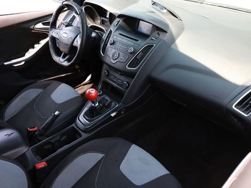 Used 2016 Ford Focus ST FWD image 18