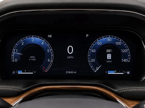 Used 2023 Jeep Grand Cherokee Summit w/ Adv Protech Group IV AWD/4WD image 9