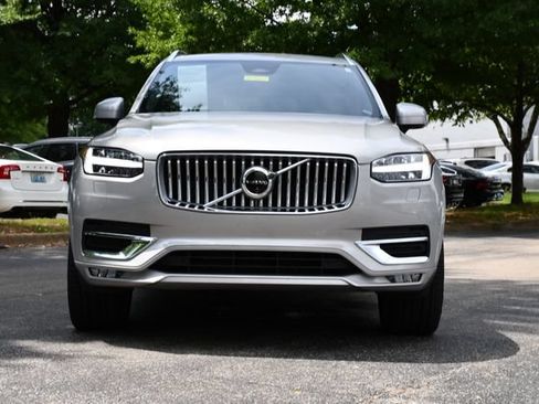 Used 2024 Volvo XC90 B6 Ultimate w/ Protection Package AWD/4WD image 2
