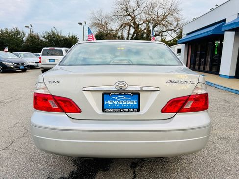Used 2003 Toyota Avalon XL image 3