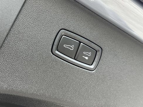 Certified 2024 Porsche Cayenne Turbo GT image 25