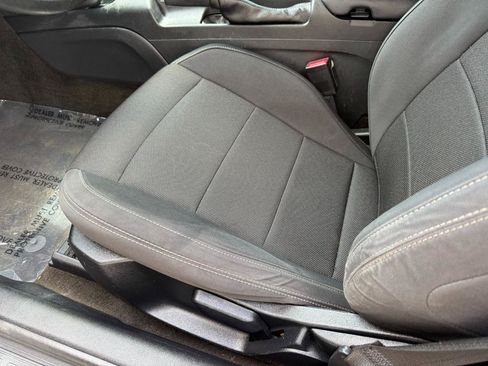 Used 2017 Ford Mustang Coupe RWD image 24