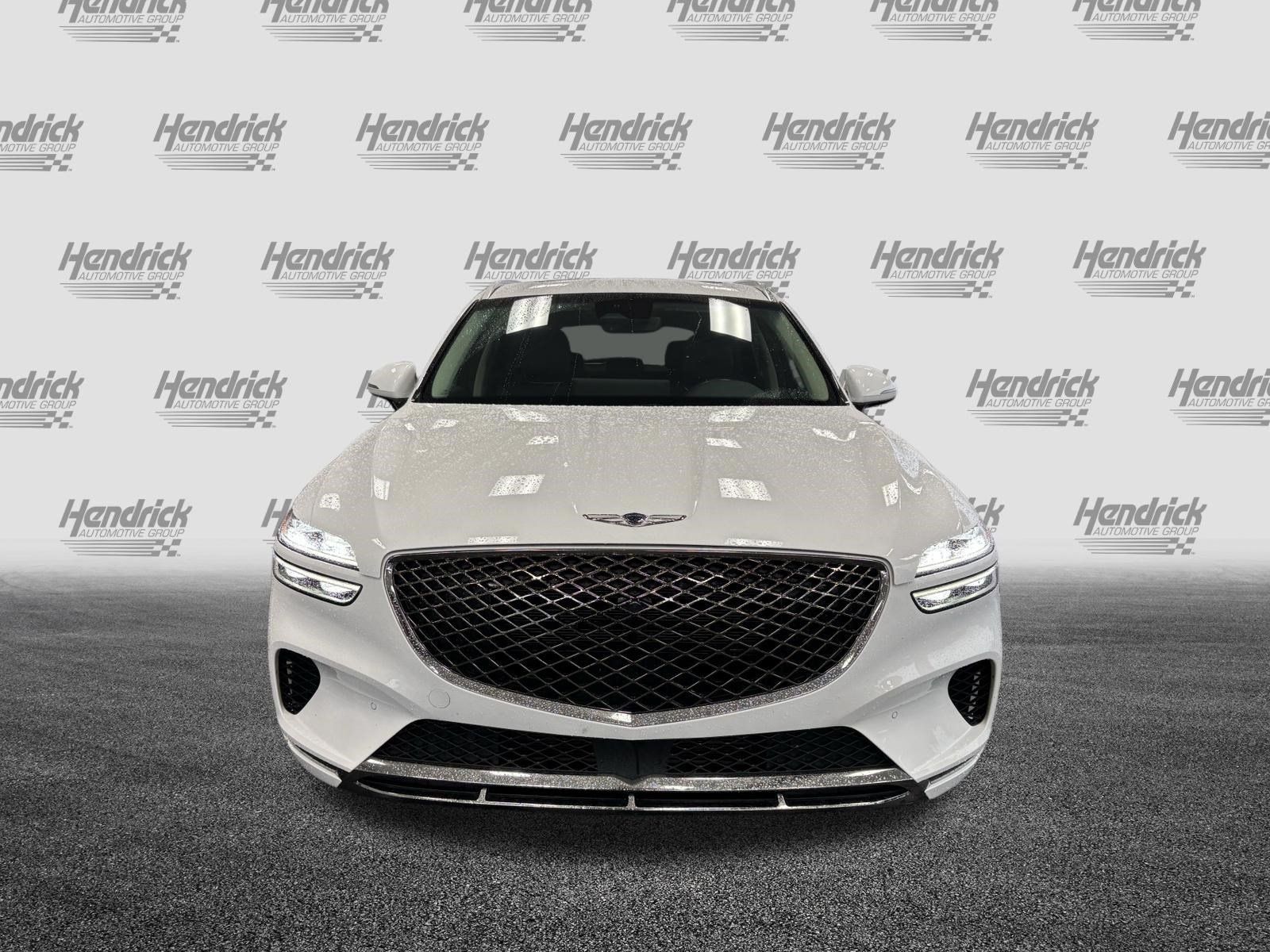 Used 2023 Genesis GV70 2.5T w/ Advanced Package AWD/4WD image 3