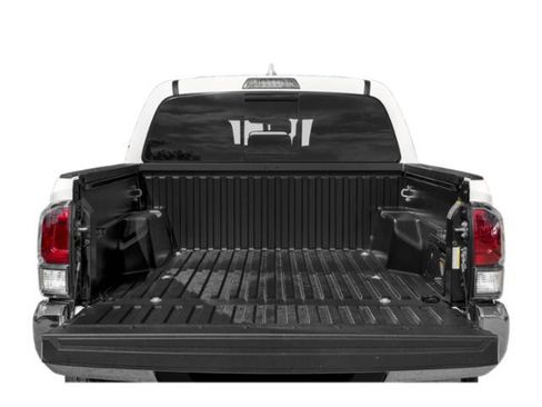 Used 2022 Toyota Tacoma TRD Off-Road w/ Technology Package image 11