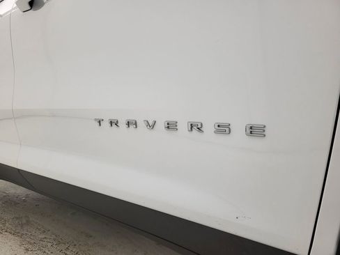 New 2026 Chevrolet Traverse LT w/ Driver Confidence Package FWD image 24