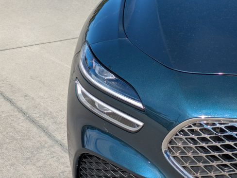 Certified 2023 Genesis G70 2.0T image 7