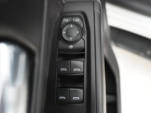 Used 2020 Chevrolet Silverado 1500 Custom Trail Boss w/ Custom Convenience Package AWD/4WD image 19