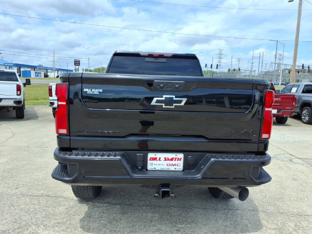 Used 2024 Chevrolet Silverado 3500 High Country w/ High Country Premium Package AWD/4WD image 6