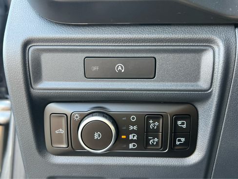 Certified 2025 Ford F150 Tremor AWD/4WD image 32