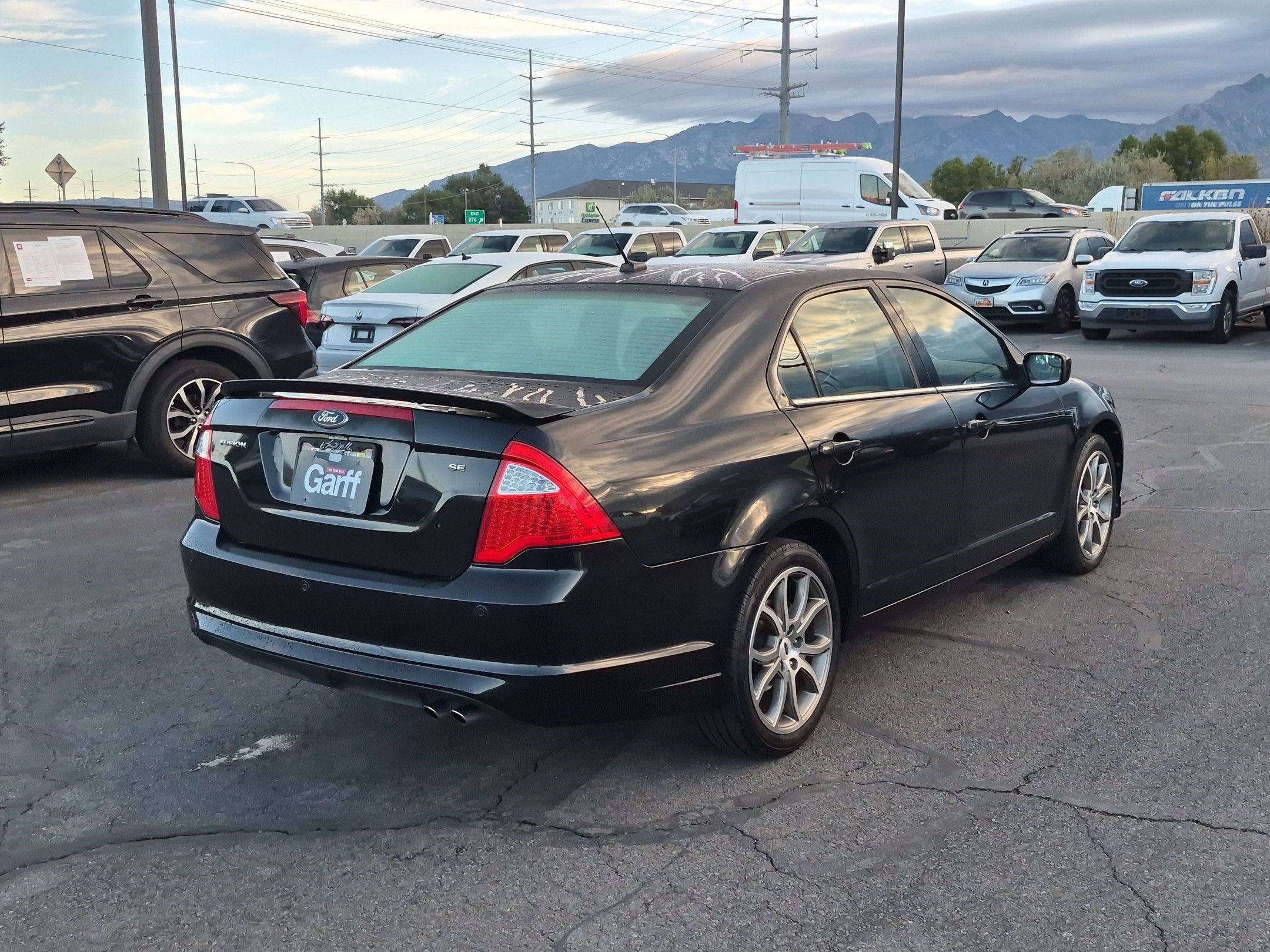 Used 2011 Ford Fusion SE w/ Appearance Pkg FWD image 3