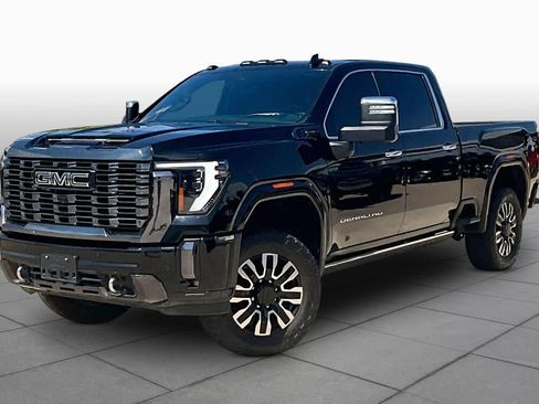 Used 2024 GMC Sierra 2500 Denali Ultimate AWD/4WD image 2