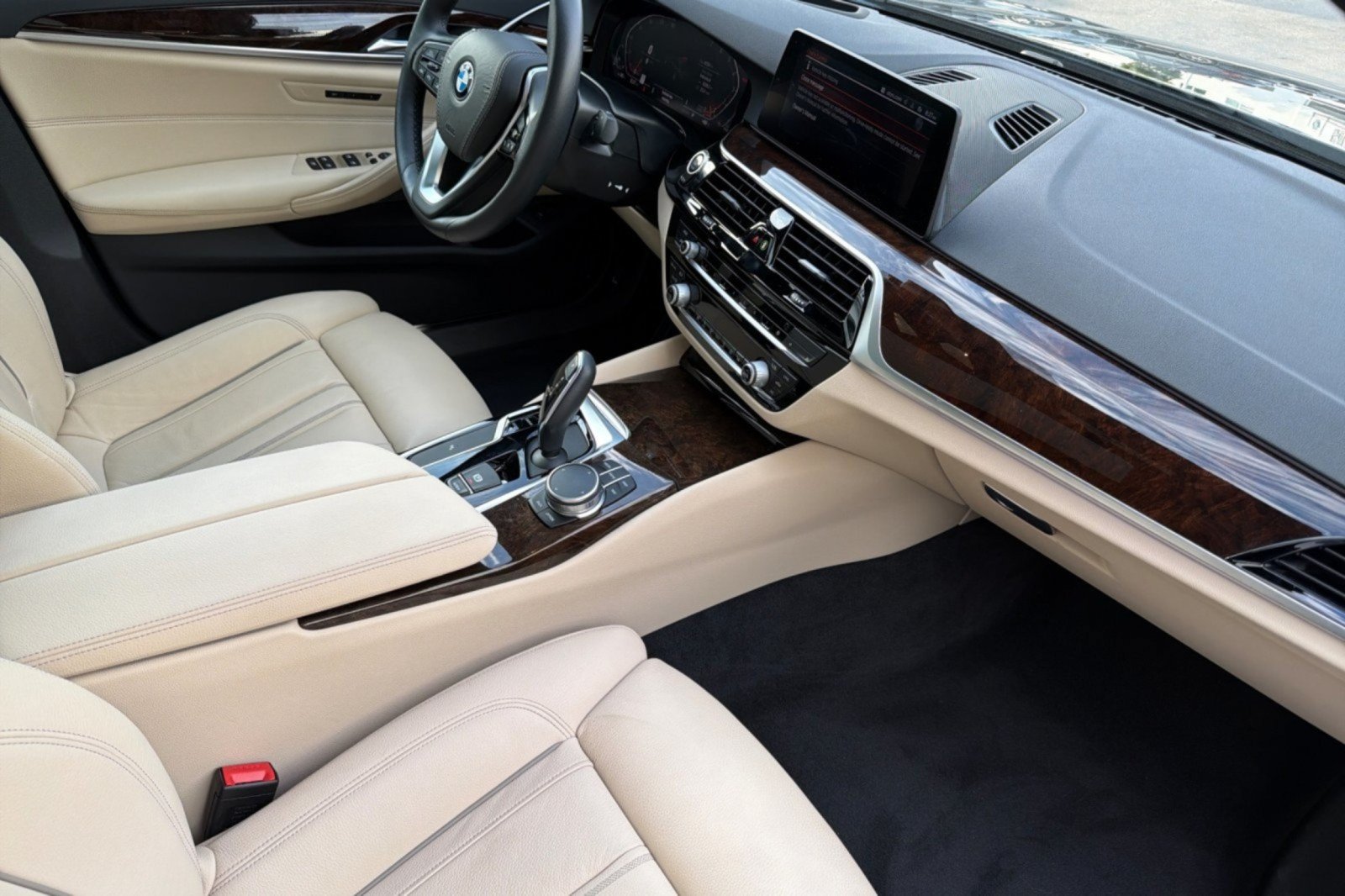 Used 2020 BMW 540i w/ Premium Package RWD image 14
