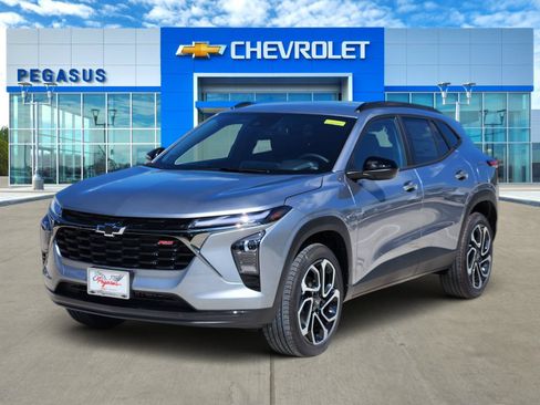 New 2026 Chevrolet Trax RS w/ Driver Confidence Package FWD image 2