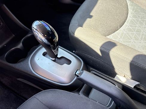 Used 2022 Chevrolet Spark LS image 22