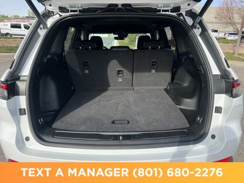 New 2026 Jeep Grand Cherokee Altitude AWD/4WD image 22