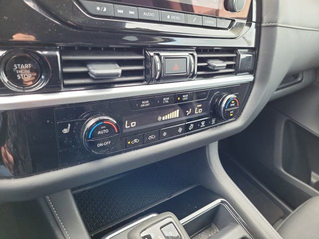 Used 2025 Nissan Pathfinder SV FWD image 29