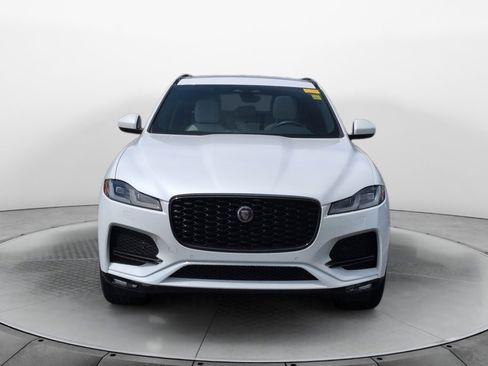 Used 2023 Jaguar F-PACE S image 2
