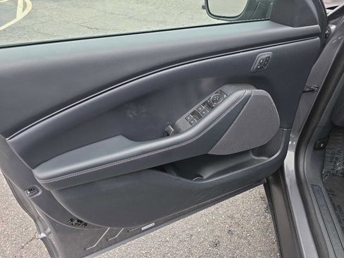 Used 2021 Ford Mustang Mach-E Select w/ Comfort/Appearance Package image 6