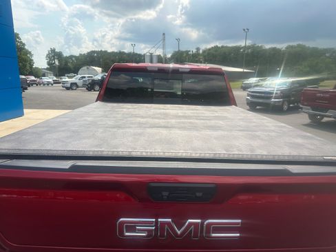 Used 2023 GMC Sierra 1500 Denali w/ Denali Reserve Package AWD/4WD image 12