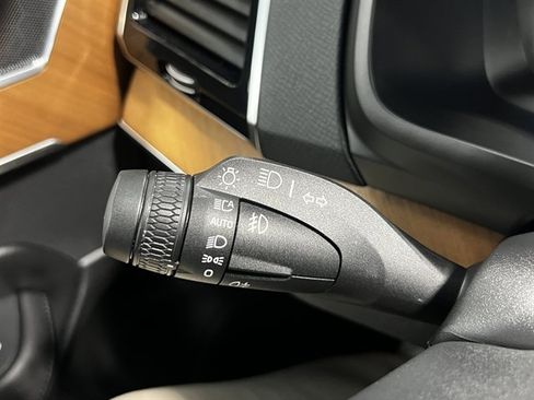 Used 2023 Volvo XC90 B6 Plus w/ Protection Package Premier image 42