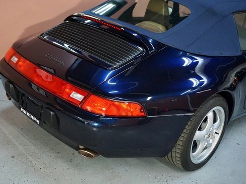 Used 1995 Porsche 911 Carrera image 30