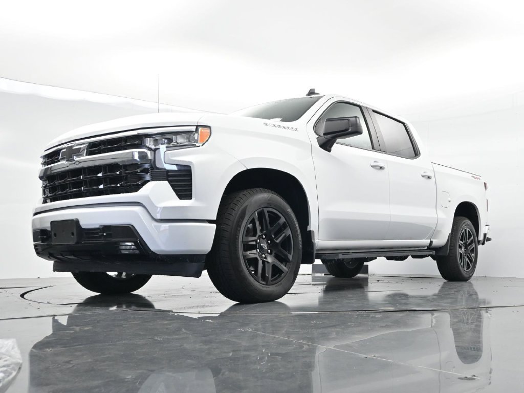 Used 2025 Chevrolet Silverado 1500 RST w/ LPO, Liner Protection Package AWD/4WD image 25