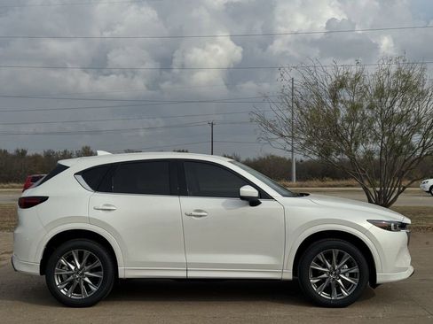New 2025 MAZDA CX-5 AWD 2.5 S w/ Premium Plus Pkg image 3
