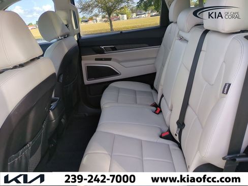Certified 2023 Kia Telluride EX image 13