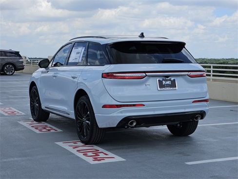 New 2025 Lincoln Corsair AWD w/ Equipment Group 101A image 5