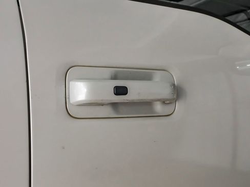 Used 2017 Ford F350 Lariat w/ Lariat Ultimate Package image 41