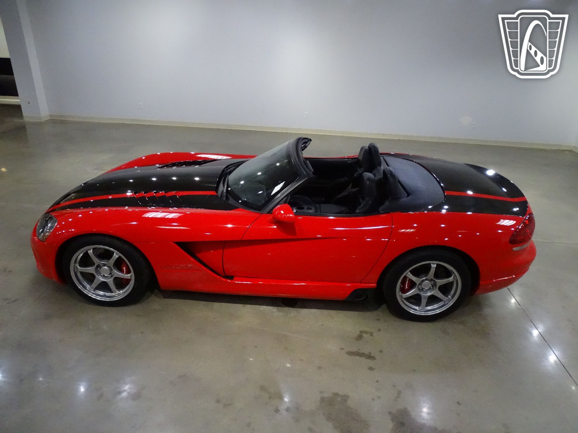 Used 2003 Dodge Viper SRT-10 RWD image 5