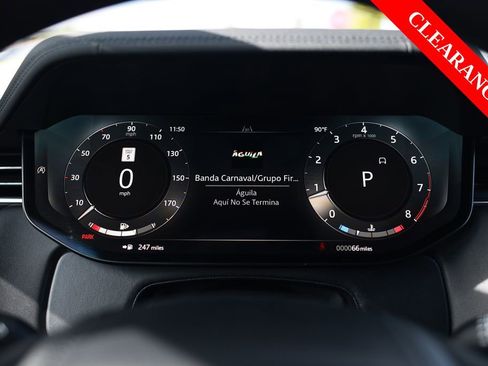 Used 2025 Land Rover Range Rover Long Wheelbase SE AWD/4WD image 19