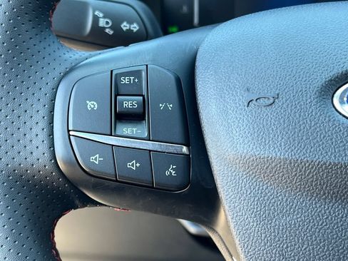Used 2025 Ford Escape ST-Line AWD/4WD image 23