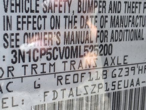 Used 2021 Nissan Kicks SV image 25