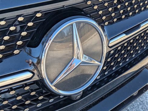 Used 2022 Mercedes-Benz GLC 300 GLC 300 w/ AMG Line image 10