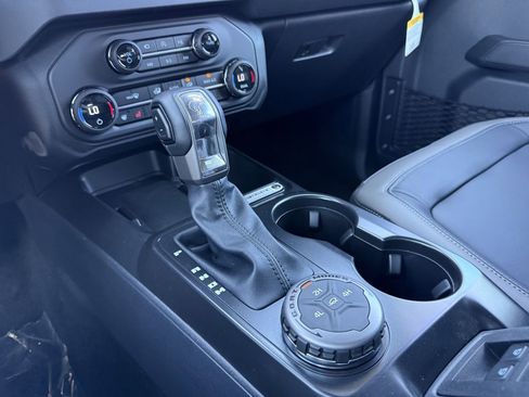 New 2025 Ford Bronco Outer Banks image 51