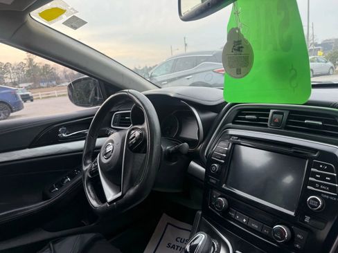 Used 2017 Nissan Maxima 3.5 SL image 5