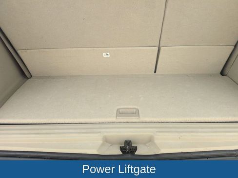 Used 2014 Lincoln Navigator 2WD image 33