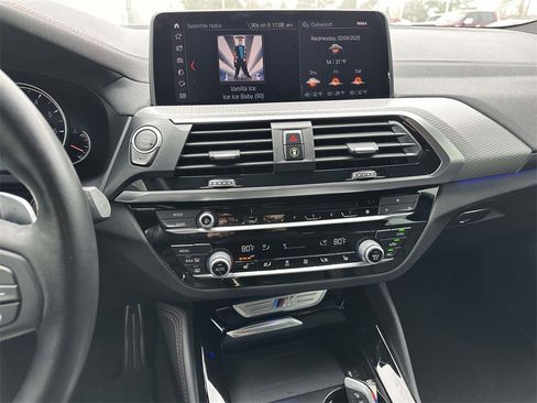 Used 2019 BMW X4 M40i w/ Executive Package image 17
