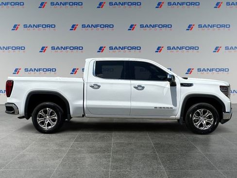 Used 2024 GMC Sierra 1500 SLT RWD image 5
