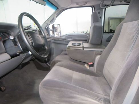 Used 2002 Ford F250 XLT AWD/4WD image 18