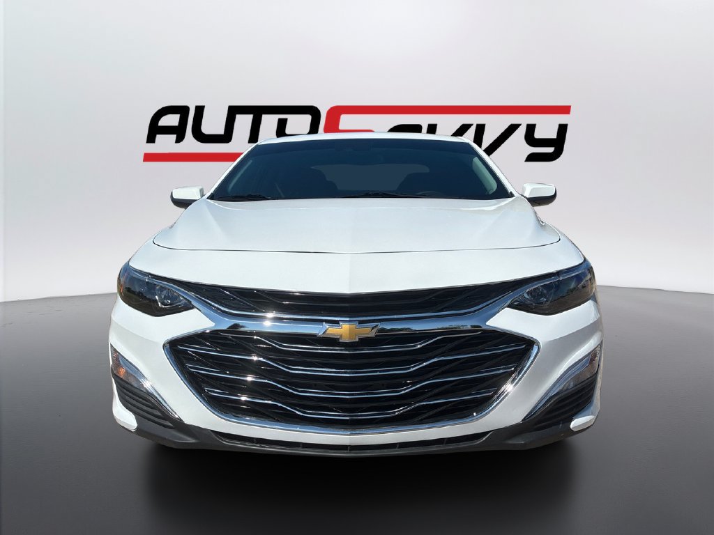 Used 2024 Chevrolet Malibu LS w/ Driver Confidence Package FWD image 2