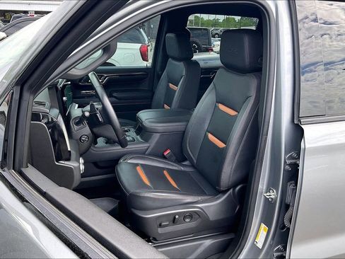 Used 2023 GMC Sierra 1500 AT4 w/ AT4 Preferred Package image 23