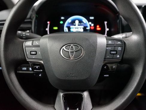 Certified 2025 Toyota Camry LE image 12