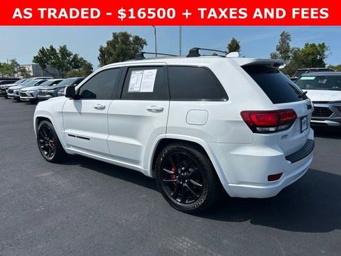 Used 2021 Jeep Grand Cherokee Laredo X image 4