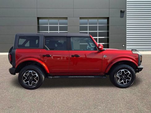 Used 2023 Ford Bronco Outer Banks AWD/4WD image 4